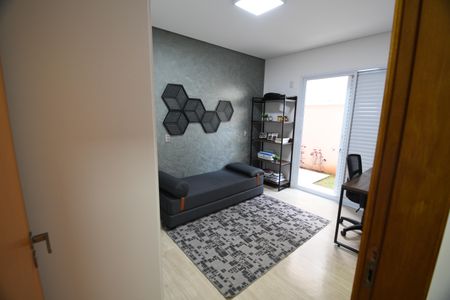 Casa de condomínio à venda com 200m², 3 quartos e 4 vagasQuarto Suíte 2