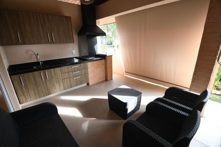 Casa de condomínio à venda com 200m², 3 quartos e 4 vagasVaranda gourmet