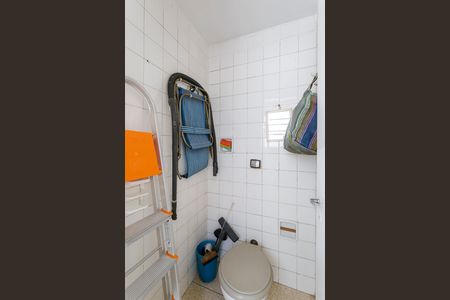 Apartamento à venda com 78m², 2 quartos e 1 vagaBanheiro de serviço