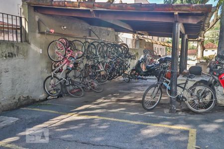 Apartamento para alugar com 65m², 2 quartos e 1 vaga Apartamento para alugar com 65m², 2 quartos e 1 vagaÁrea comum - Bicicletário