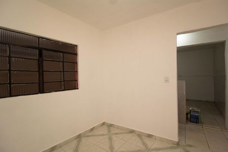 Casa para alugar com 50m², 1 quarto e sem vaga Casa para alugar com 50m², 1 quarto e sem vagaSala