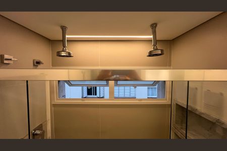 Apartamento à venda com 260m², 4 quartos e 2 vagas Apartamento à venda com 260m², 4 quartos e 2 vagasBanheiro da Suíte 3