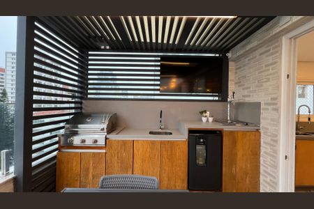 Apartamento à venda com 260m², 4 quartos e 2 vagas Apartamento à venda com 260m², 4 quartos e 2 vagasChurrasqueira