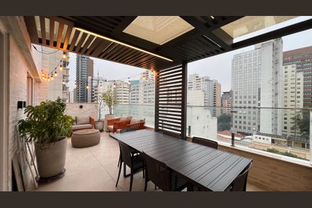 Apartamento à venda com 260m², 4 quartos e 2 vagas Apartamento à venda com 260m², 4 quartos e 2 vagasChurrasqueira