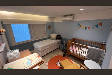 Apartamento à venda com 260m², 4 quartos e 2 vagas Apartamento à venda com 260m², 4 quartos e 2 vagasSuite 2