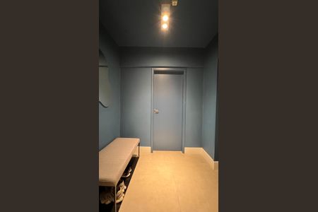 Apartamento à venda com 260m², 4 quartos e 2 vagas Apartamento à venda com 260m², 4 quartos e 2 vagasHall de entrada