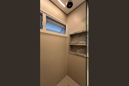 Apartamento à venda com 260m², 4 quartos e 2 vagas Apartamento à venda com 260m², 4 quartos e 2 vagasBanheiro da Suíte 3