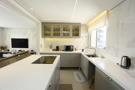 Apartamento à venda com 128m², 3 quartos e 2 vagasCozinha