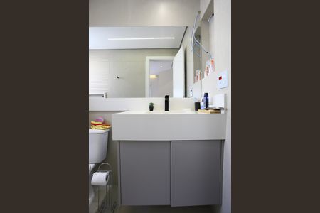 Apartamento à venda com 128m², 3 quartos e 2 vagasBanheiro da Suíte 1