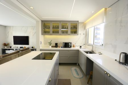 Apartamento à venda com 128m², 3 quartos e 2 vagasCozinha
