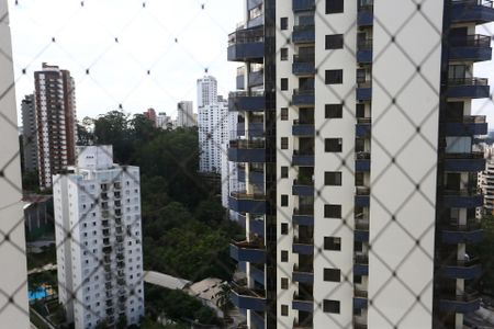 Apartamento à venda com 128m², 3 quartos e 2 vagasVista da Suíte 1