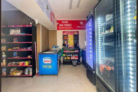 Apartamento à venda com 48m², 2 quartos e 1 vagaMini Mercado