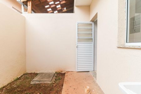 Casa de condomínio para alugar com 83m², 2 quartos e 1 vagaÁrea de Serviço