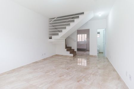 Casa de condomínio para alugar com 83m², 2 quartos e 1 vagaSala