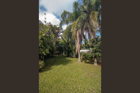 Casa à venda com 350m², 5 quartos e 6 vagasQuintal