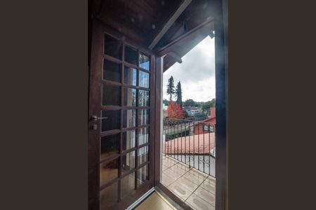 Casa à venda com 350m², 5 quartos e 6 vagasVaranda