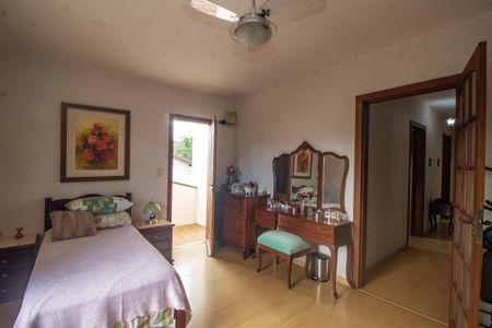 Casa à venda com 350m², 5 quartos e 6 vagasQuarto 3