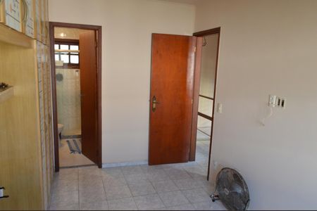 Casa de condomínio à venda com 120m², 4 quartos e 2 vagasSuíte