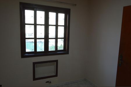 Casa de condomínio à venda com 120m², 4 quartos e 2 vagasQuarto 2