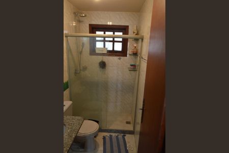 Casa de condomínio à venda com 120m², 4 quartos e 2 vagasBanheiro da Suíte