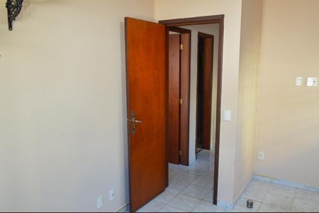 Casa de condomínio à venda com 120m², 4 quartos e 2 vagasBanheiro do Quarto 1
