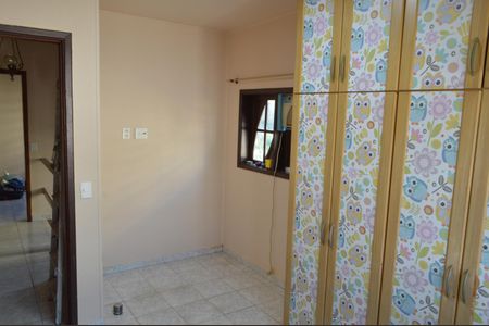 Casa de condomínio à venda com 120m², 4 quartos e 2 vagasQuarto 1