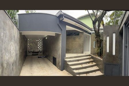 Casa para alugar com 220m², 2 quartos e 2 vagas