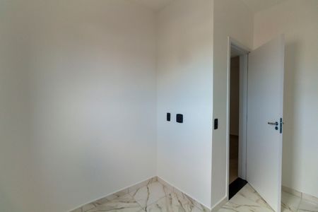 Apartamento à venda com 45m², 2 quartos e 1 vagaQuarto 2