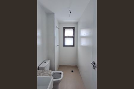 Apartamento à venda com 81m², 2 quartos e 1 vagaBanheiro da Suíte 1