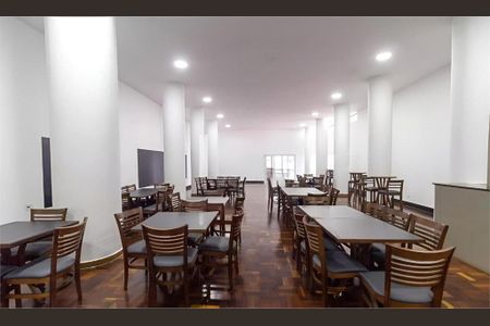 Apartamento à venda com 81m², 2 quartos e sem vaga