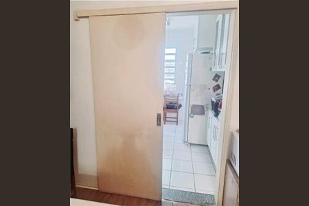 Apartamento à venda com 81m², 2 quartos e sem vaga
