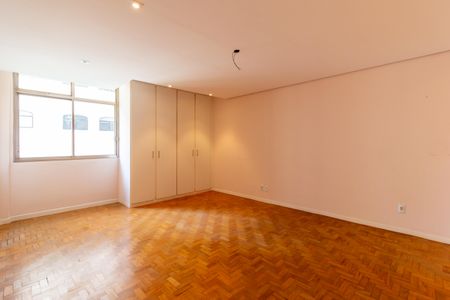 Apartamento à venda com 209m², 3 quartos e 1 vagaSuíte