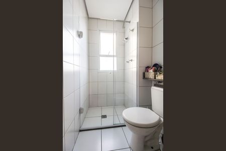 Apartamento à venda com 71m², 2 quartos e 2 vagas Apartamento à venda com 71m², 2 quartos e 2 vagasBanheiro da Suíte