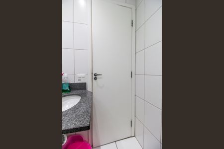 Apartamento à venda com 71m², 2 quartos e 2 vagas Apartamento à venda com 71m², 2 quartos e 2 vagasBanheiro