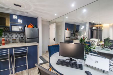 Apartamento à venda com 71m², 2 quartos e 2 vagas Apartamento à venda com 71m², 2 quartos e 2 vagasSala de Jantar