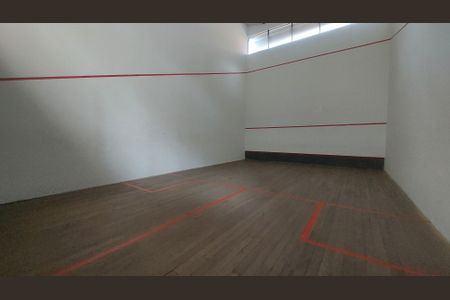 Studio à venda com 37m², 1 quarto e 1 vagaQuadra de squash