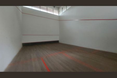 Studio à venda com 37m², 1 quarto e 1 vagaQuadra de squash