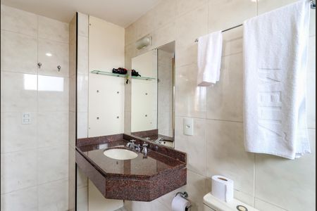 Apartamento para alugar com 32m², 1 quarto e 1 vaga Apartamento para alugar com 32m², 1 quarto e 1 vagaBanheiro