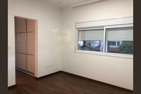 Casa à venda com 350m², 4 quartos e 4 vagas