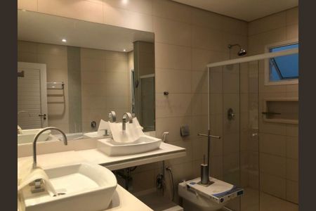 Casa à venda com 350m², 4 quartos e 4 vagas