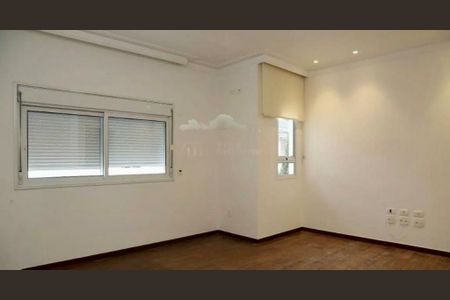 Casa à venda com 350m², 4 quartos e 4 vagas