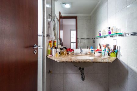 Apartamento à venda com 97m², 3 quartos e 2 vagas Apartamento à venda com 97m², 3 quartos e 2 vagasBanheiro