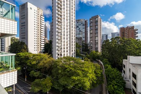 Apartamento à venda com 97m², 3 quartos e 2 vagas Apartamento à venda com 97m², 3 quartos e 2 vagasVista - Quarto 2