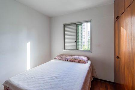 Apartamento à venda com 97m², 3 quartos e 2 vagas Apartamento à venda com 97m², 3 quartos e 2 vagasQuarto 2