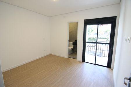 Casa à venda com 115m², 3 quartos e 2 vagasSuíte 1