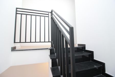 Casa à venda com 115m², 3 quartos e 2 vagasEscada