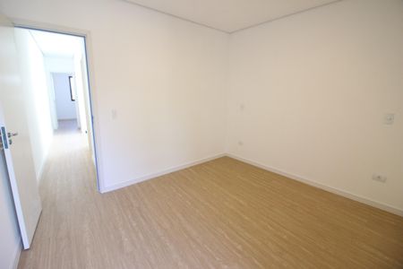 Casa à venda com 115m², 3 quartos e 2 vagasSuíte 1