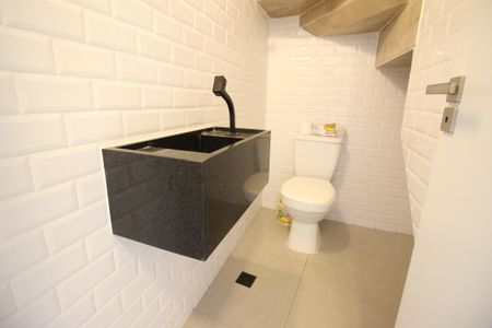 Casa à venda com 115m², 3 quartos e 2 vagasLavabo