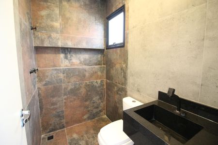 Casa à venda com 115m², 3 quartos e 2 vagasBanheiro