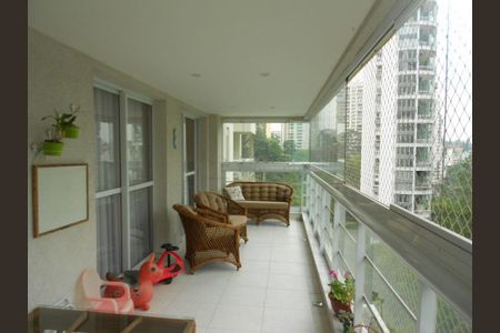 Apartamento à venda com 201m², 4 quartos e 3 vagas